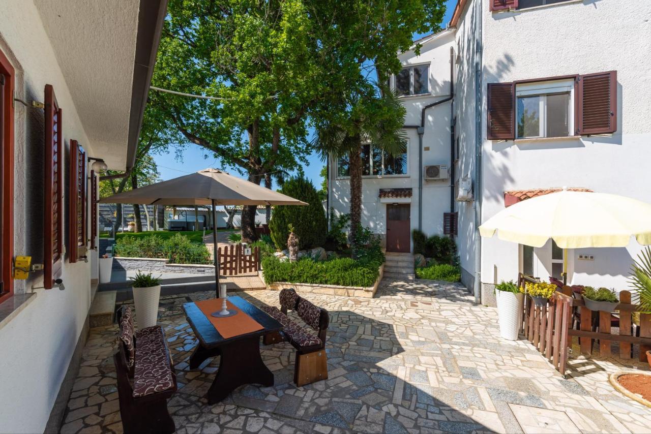 Apartment Felix Poreč Exterior foto