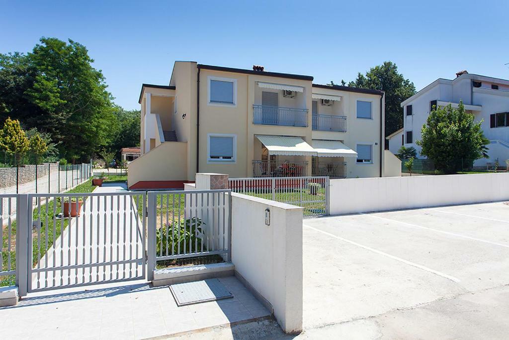 Apartment Felix Poreč Exterior foto