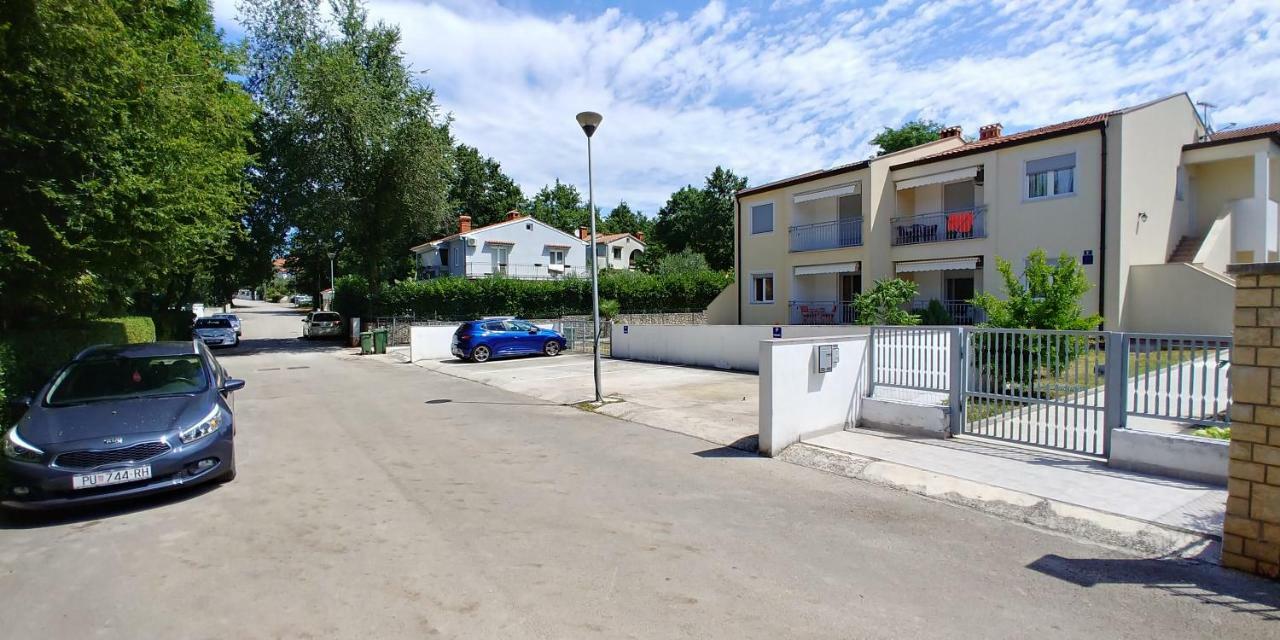 Apartment Felix Poreč Exterior foto